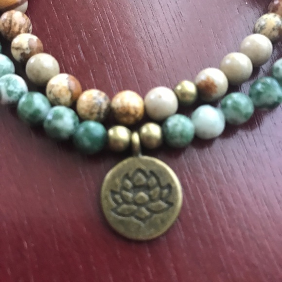 Tree agate and picture jasper bracelet with lotus - Picture 2 of 4